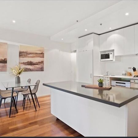 Readyset Apartments At Liberty Melbourne Exterior foto