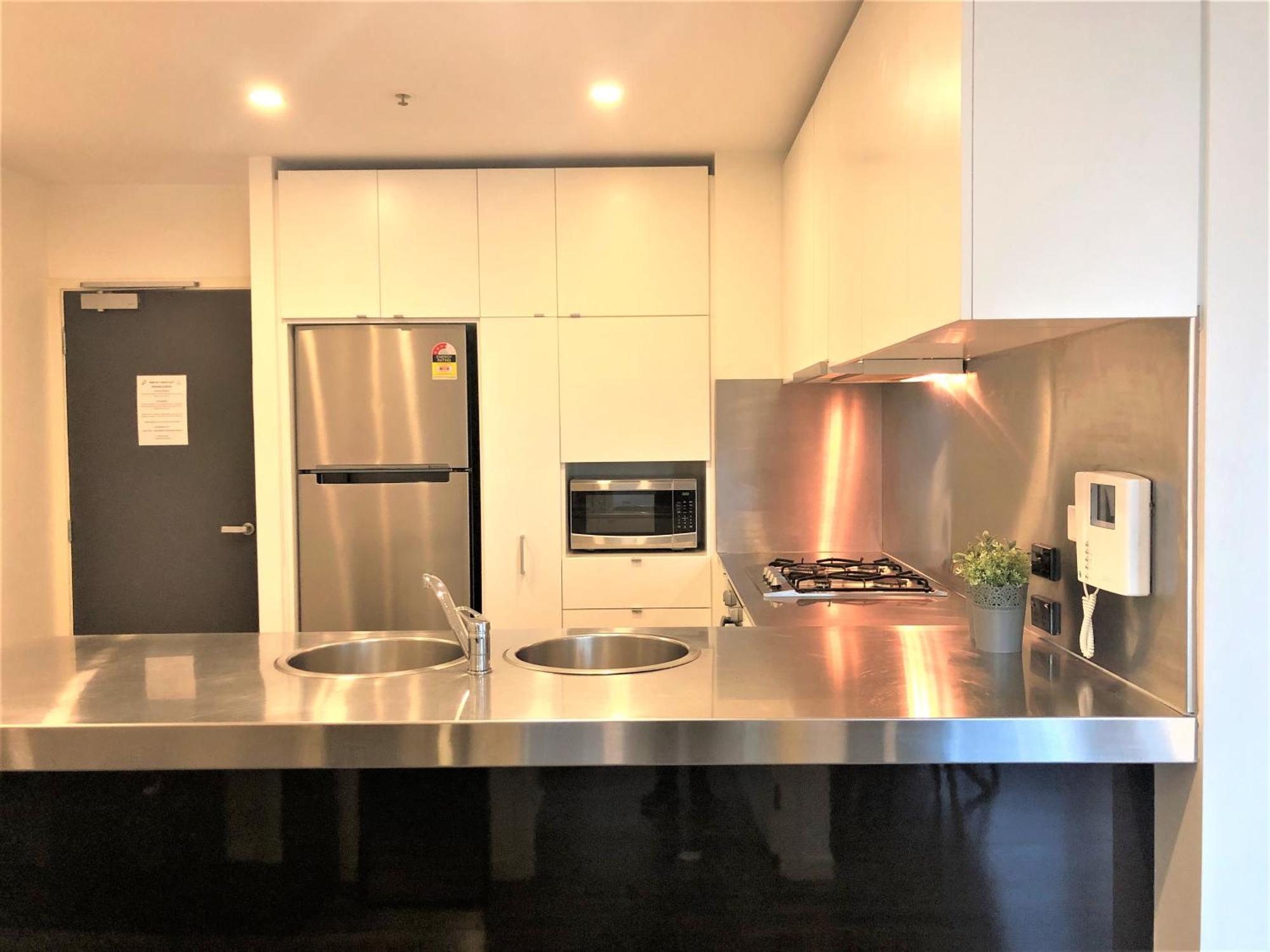 Readyset Apartments At Liberty Melbourne Exterior foto